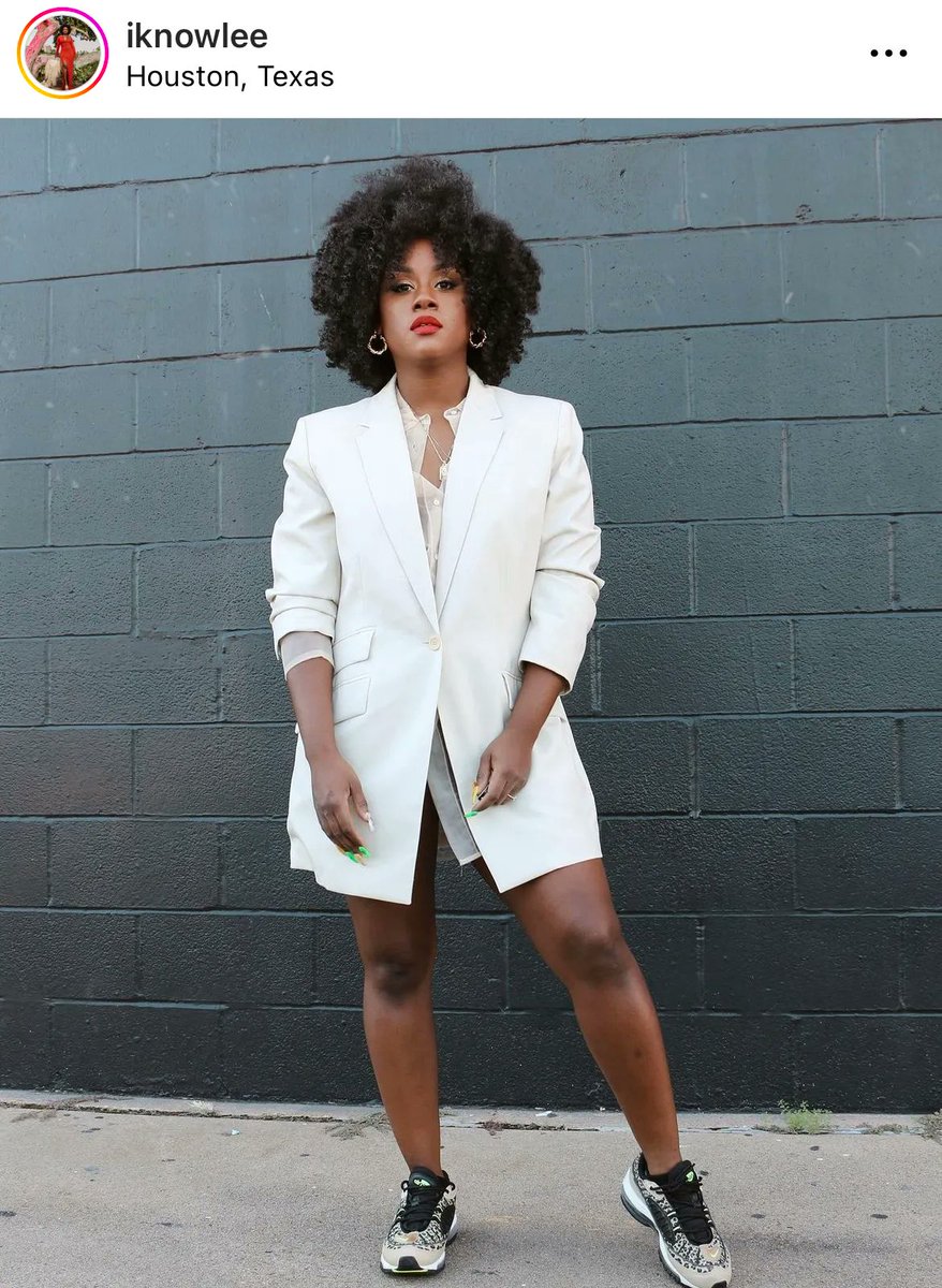 goodwillhouston's tweet image. iknowlee, thank you for shopping with us! #GoodwillFindsHou
.
#Repost: “All white looking Godly #houstonblogger #iknowlee”