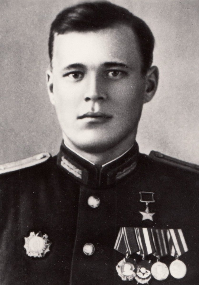 34 года назад, 15 июля1989 года, ушёл из жизни Александр Терентьевич Алтунин (1921-1989), видный военачальник, генерал армии, Герой Советского Союза.

Вечная память! Вечная слава!.

t.me/OlegMolchanov7…