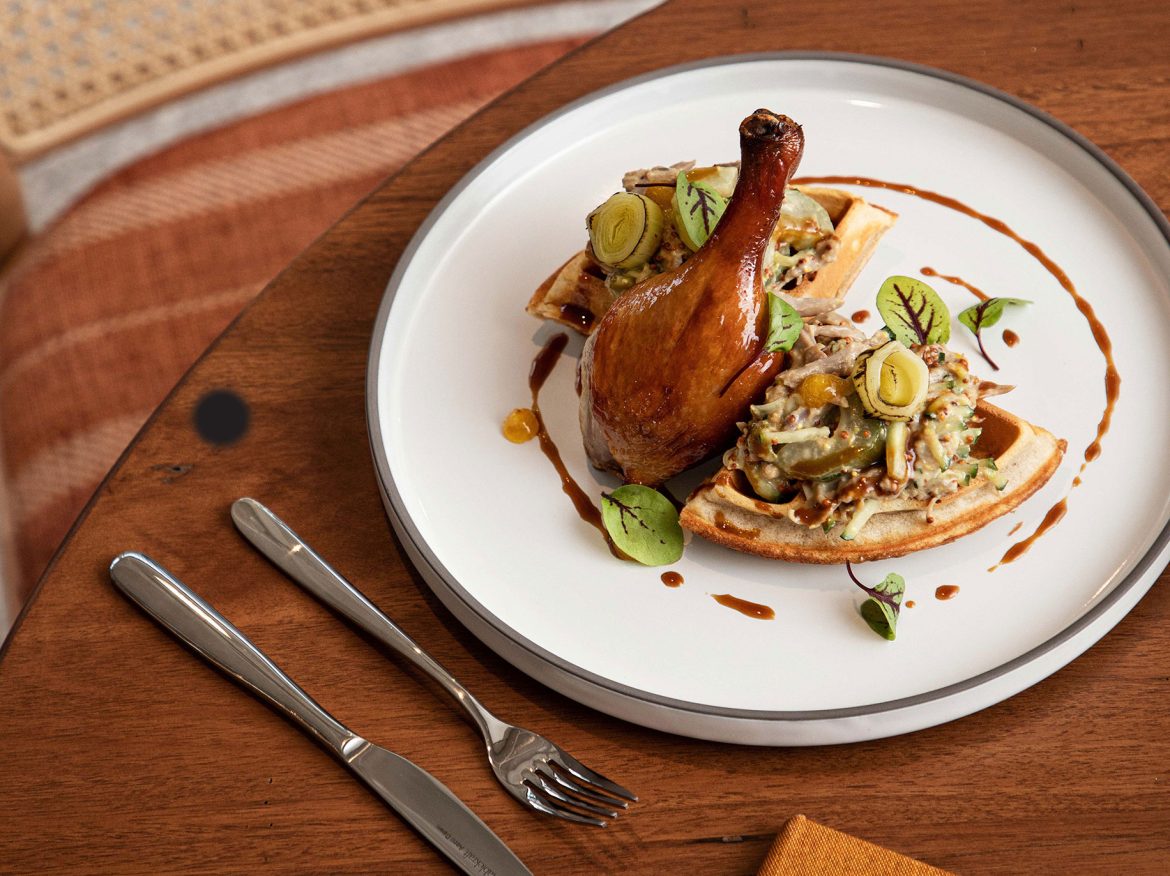 Essentials Magazine tweet media