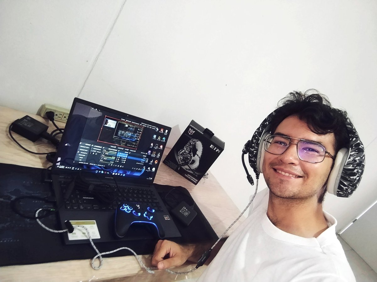 Yemma73's tweet photo. Aprendiendo antes de empezar! 👊🏼
Próximamente...
#streamer #lol #gamer #new #comenzando https://t.co/WIfljskx1J