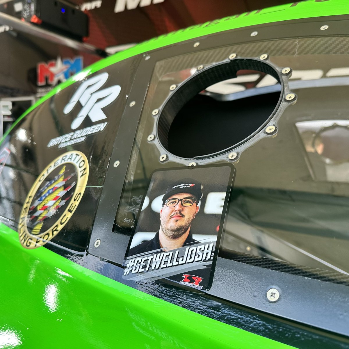 TSRnitro's tweet photo. One of our #TSRnitro family members was recently in a car accident and will miss the @NHRA’s Western Swing. Even though Josh isn’t here, he’s still here in spirit! #GetWellJosh 

#MileHighNats | @Dodge | @LeahPruett_TF | @MattHagan_FC https://t.co/ejvLqqAcxb