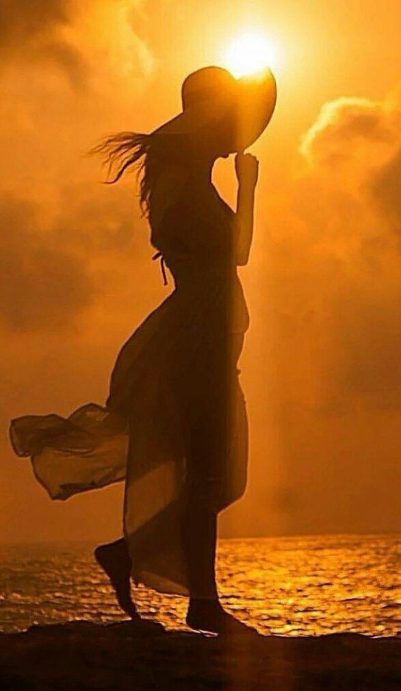 MaianaNoguera's tweet photo. ❣️💛❣️💛❣️💛❣️💛❣️💛❣️💛❣️💛❣️
#VivaLaPoesía
@Pattycar70 @Rafaelrs110 @nesyhu2 @Neyda21708001 @MaianaNoguera 
@Bea_triz444 @Valeria_GR76 @Vicky_1511 https://t.co/InCST38kio