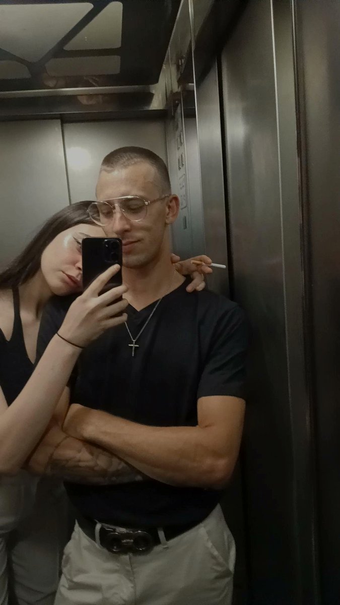 WealthDuo's tweet photo. L'unica coppia in grado di fottervi la testa e il portafoglio insieme, muovetevi a soddisfare ogni nostra richiesta 
#findomcouple #alphacouple #findom #findomgoddes #moneyslave #cashcow #cashmaster #paypigs #moneycontrol #slavery #fetish https://t.co/0YR9MpPqPg