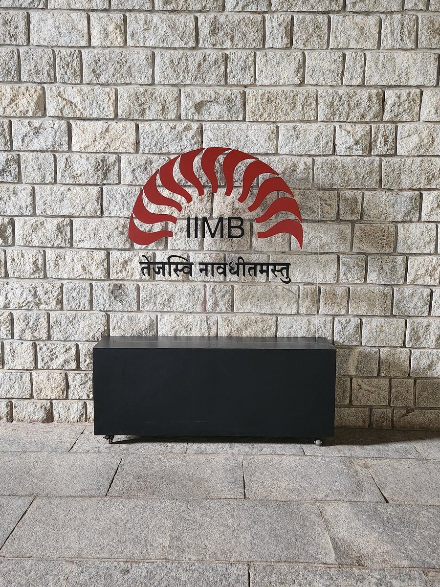 shikhaprakash's tweet photo. Back @iimb_official ! Loving the WEP program by @GoldmanSachs × @nsrcel  What a beautiful opportunity to learn and grow ❤️ https://t.co/eYi0dzFFRh