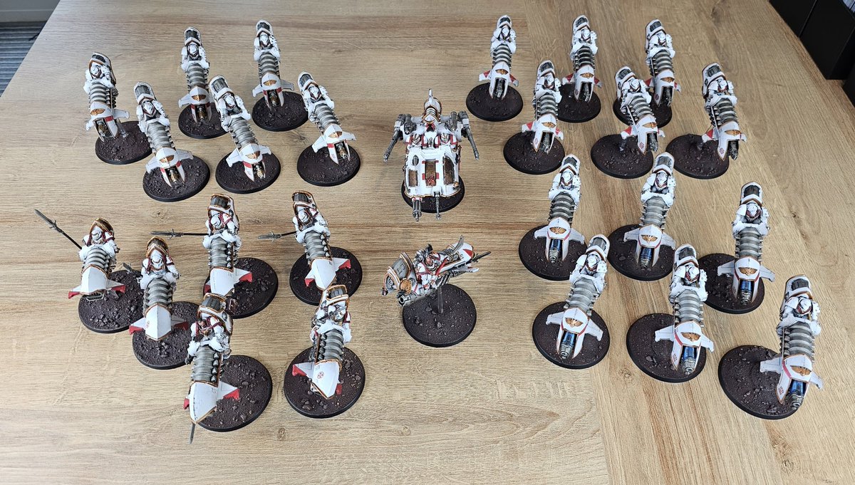 spruesandbrews's tweet photo. Well this has been a tough one, but I've managed to get 1500 of White Scars painted in a week for the Horus Heresy Doubles at Warhammer World 3/3 #WarhammerCommunity #Whitescars #TheHorusHeresy #Itsbeenoneweek https://t.co/bAekL81kMj