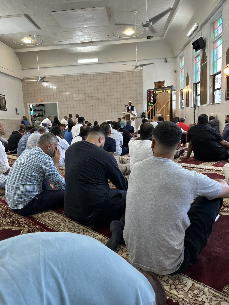 sneako's tweet photo. Jummah Mubarak 

We must defeat Shaytan https://t.co/wXYkpvO7e7