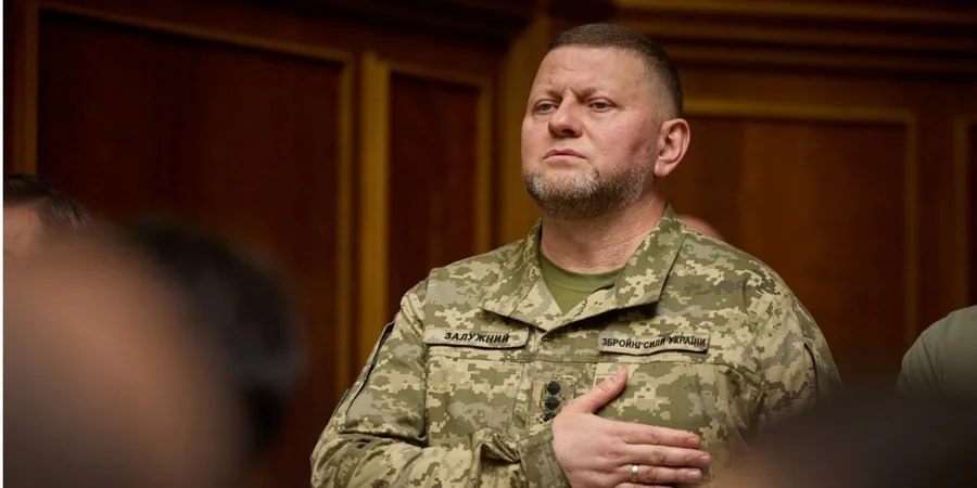 PulseOfUkraine's tweet photo. 🇺🇦🇺🇦🇺🇦 На войне врага можно и нужно убивать на его территории. Партнеры боятся передавать оружие - мы используем свое, - Главнокомандующий ВСУ В. Залужный

В интервью The Washington Post Главнокомандующий ВСУ заявил, что только нам решать, как убивать врага

 "Чтобы спасти свой народ, почему я должен спрашивать у кого-то разрешения, что делать на вражеской территории?

 Почему я должен думать, что мне там ничего нельзя делать, Почему? Потому что Путин применит ядерное оружие? 

Детям, которые умирают, все равно", - подчеркнул он.☝️