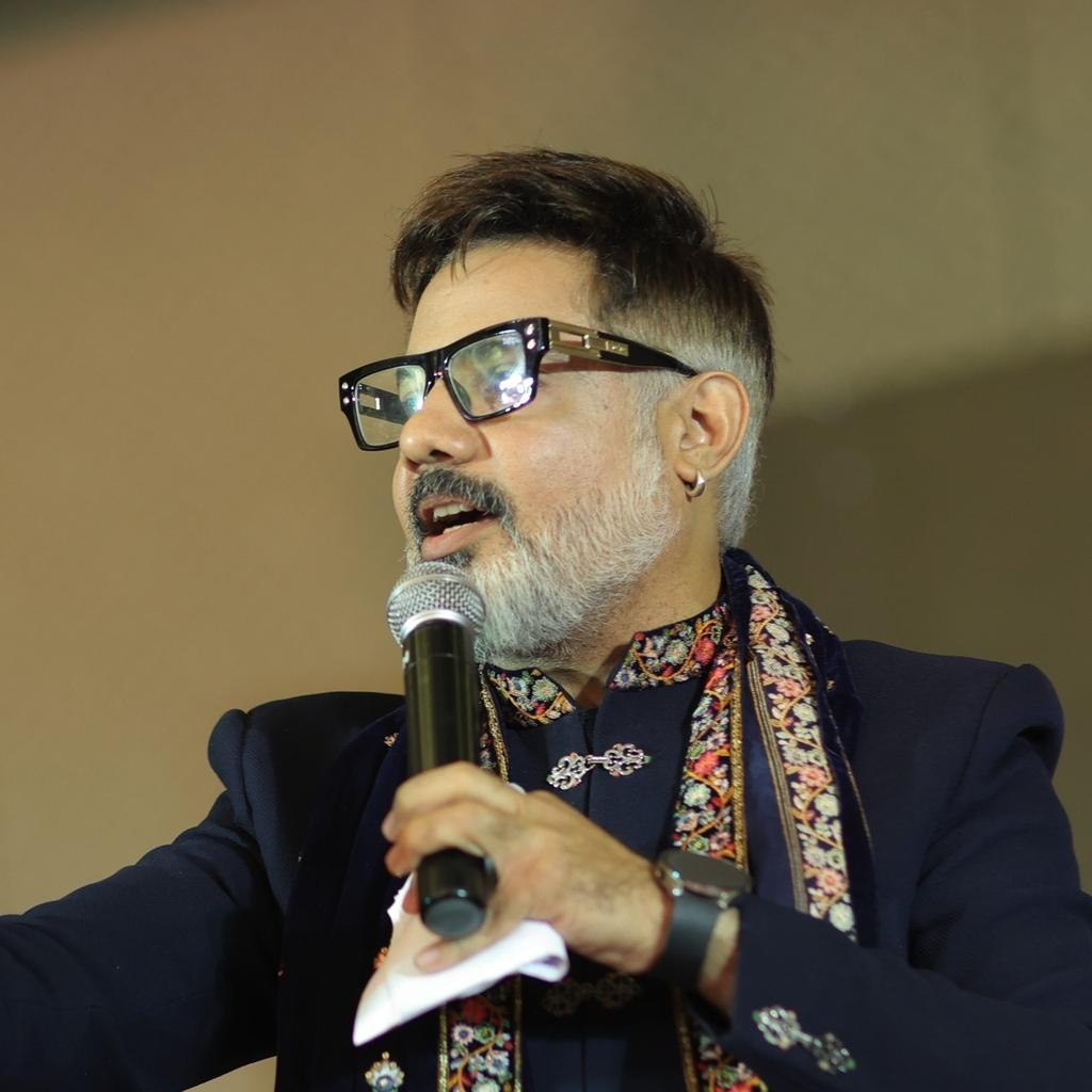 Dinesh Soni tweet media