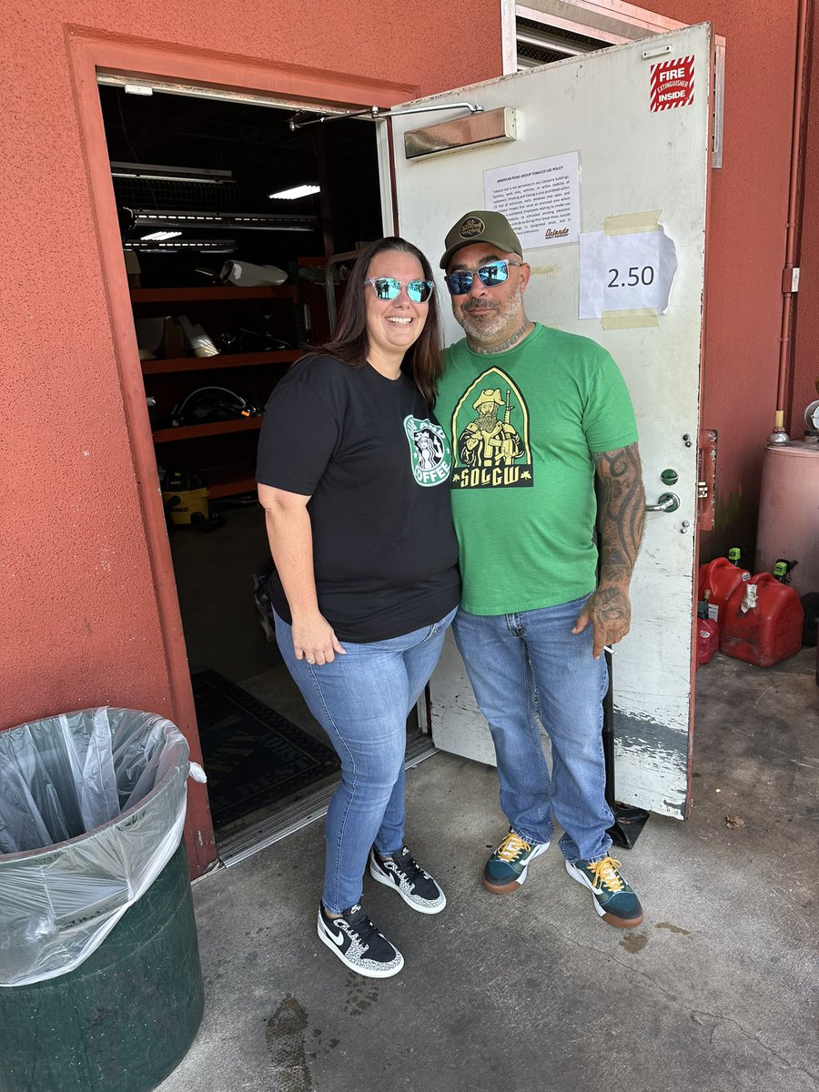 heatherrivera23's tweet photo. Thanks again @Aaronlewismusic for being so cool about taking pics &amp; signing my Family Values Tour CD. https://t.co/PTpYZmXhjk