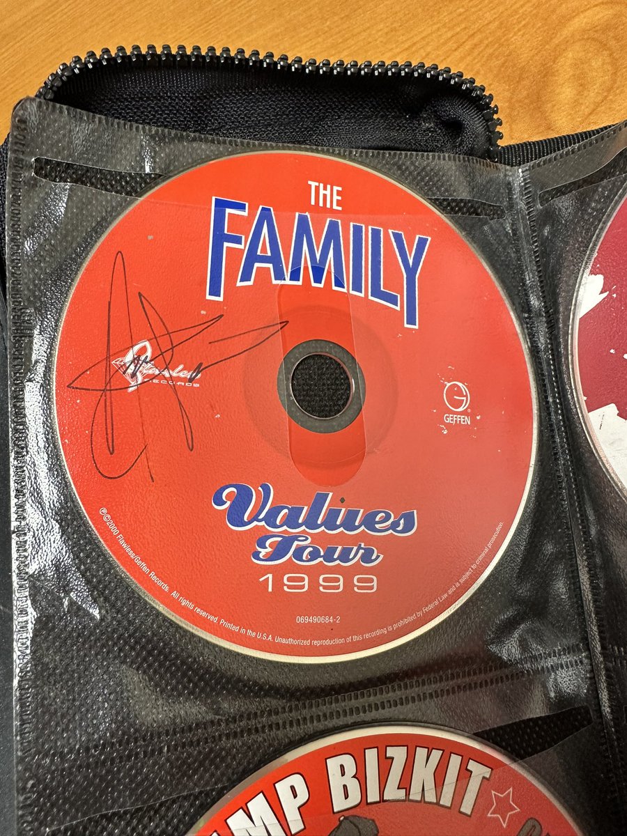 heatherrivera23's tweet photo. Thanks again @Aaronlewismusic for being so cool about taking pics &amp; signing my Family Values Tour CD. https://t.co/PTpYZmXhjk