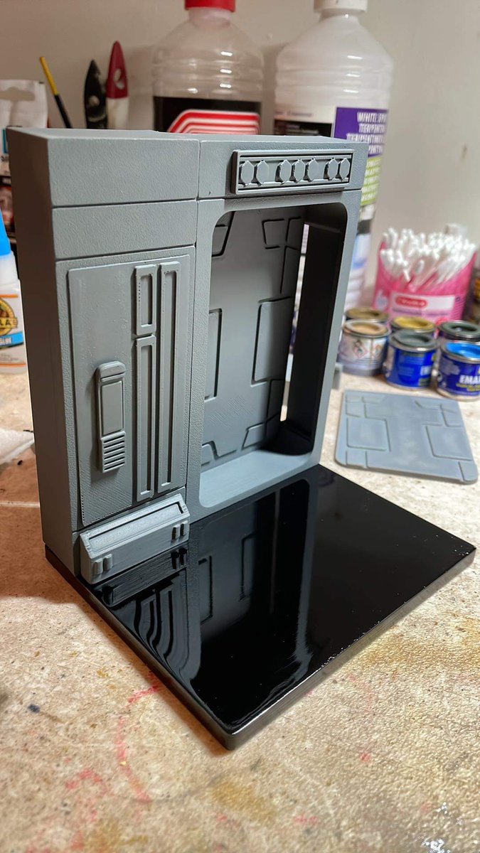 I started working on this small diorama piece. It’s in the 3.75” figure scale. #StarWars #diorama #toycollector #starwarsactionfigures #toydiorama #starwarsfigures