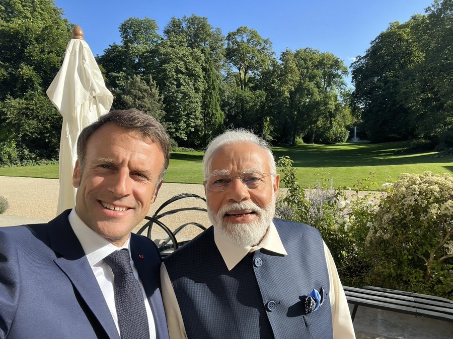 UpendrraRai's tweet image. French President @EmmanuelMacron tweets, &quot;Long live the French-Indian friendship.&quot; #PMModiInFrance #PMModiInParis @PMOIndia @narendramodi