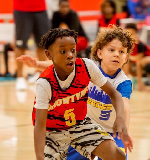 A marvel to behold. Unbeaten PG 2032 CJ Davis aka Cheat Code from Texas plays lockdown defense, swiping at the ball or stealing it from behind, and converts turnovers to points. He goes to Wooden Elementary with an edge over comp for Dallas Showtyme Black. MiddleSchoolElite.com