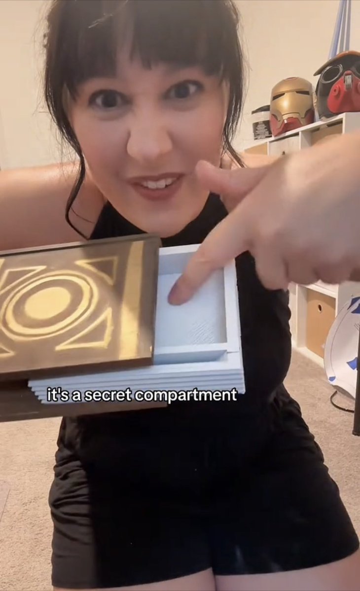 Kate Zade Cosplay tweet media
