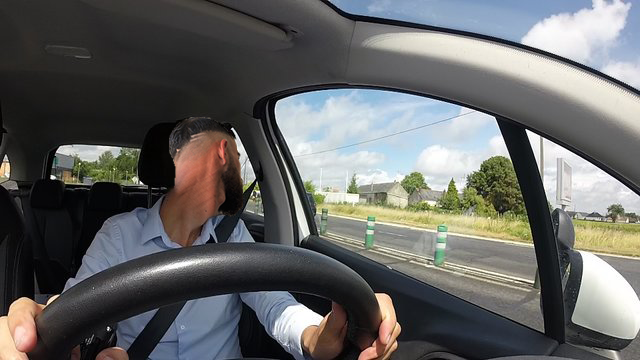 Mkz560's tweet photo. c'est Bien t'as pas oublié la  leçon , toujours vérifier les angles morts . https://t.co/cQV89a61th