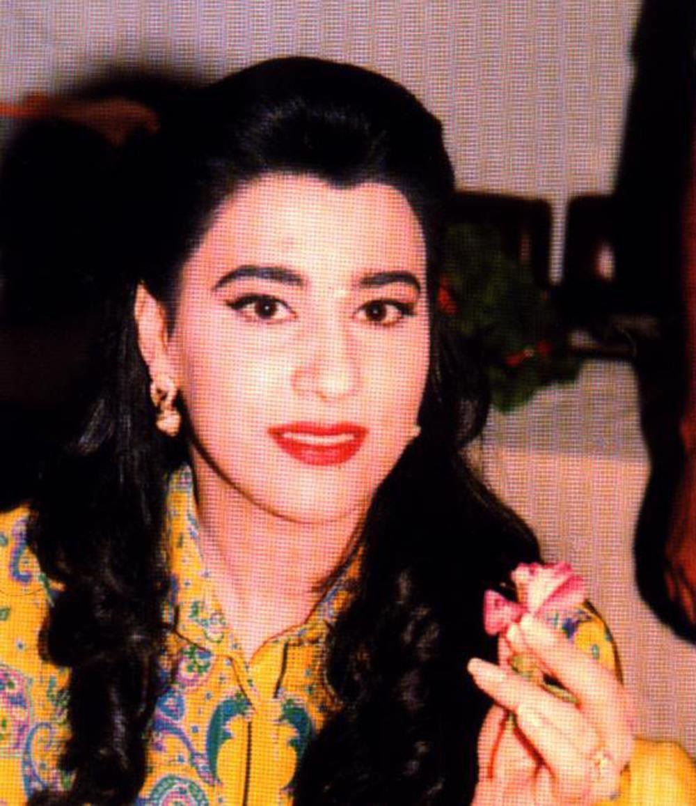 NK_Archive's tweet photo. شمس الغنية #نجوى_كرم من لقاء تلفزيوني على شاشة التلفزيون الأردني عام ١٩٩٦ بعد انتهاءها من ٣ حفلات ناجحة في مهرجان جرش 🤩🤍!
@najwakaram https://t.co/VY5AqZzDG1