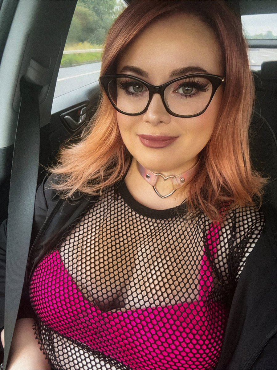 sarah 🕸♡ tweet media