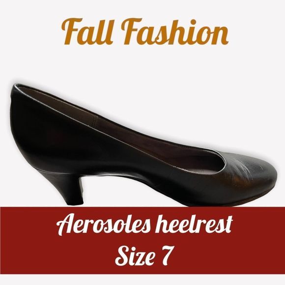 MerryMegan's tweet photo. So good I had to share! Check out all the items I'm loving on @Poshmarkapp from @Underthewire223 @joyfuljill28 #poshmark #fashion #style #shopmycloset #aerosoles: https://t.co/Kj5NkiiTa0 https://t.co/SDPvZdTrLS
