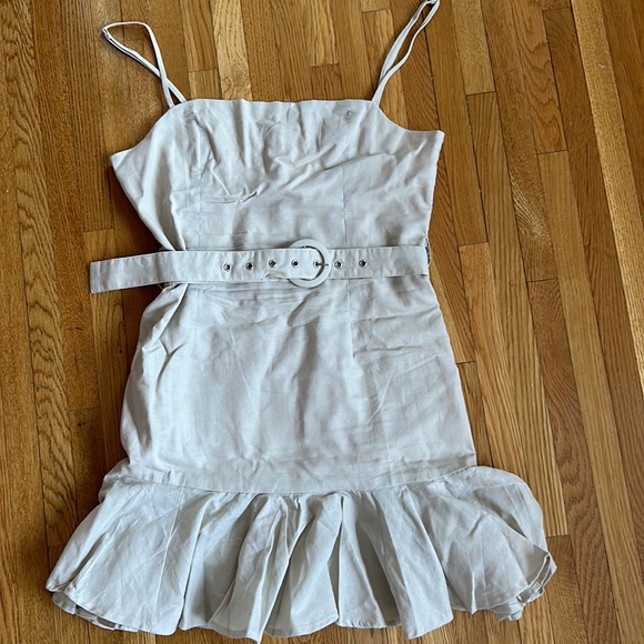 CvclDarst's tweet photo. So good I had to share! Check out all the items I'm loving on @Poshmarkapp from @helenofgeorgia #poshmark #fashion #style #shopmycloset #mings #everlane #hellomolly: https://t.co/CTRotdgn31 https://t.co/eXQnwbFCV8