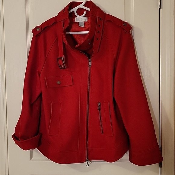 So good I had to share! Check out all the items I'm loving on <a href="/Poshmarkapp/">Poshmark</a> from <a href="/karin_luedke/">Karin luedke</a> #poshmark #fashion #style #shopmycloset #hess #zara #softsurroundings: posh.mk/38cRRevXqBb