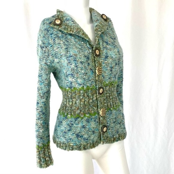 dslg's tweet photo. So good I had to share! Check out all the items I'm loving on @Poshmarkapp #poshmark #fashion #style #shopmycloset #rewash #vintage: https://t.co/0HkizxyEVy https://t.co/iKVEd41WtM