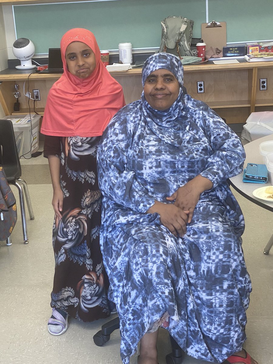 Georgina_JT's tweet photo. Families joining #camplingo as we share in traditional foods celebrating our differences! @gecdsbpro @BegleySLP2023 #gecdsbslp2023 @clarahowitt https://t.co/8ulL3BbuZG