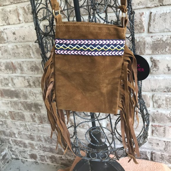 BrookeBelfry's tweet photo. So good I had to share! Check out all the items I'm loving on @Poshmarkapp from @WaynetteFord1 #poshmark #fashion #style #shopmycloset #rdstyle #unknown #dreampairs: https://t.co/FX6g8o0rce https://t.co/sVPxKzQqUb
