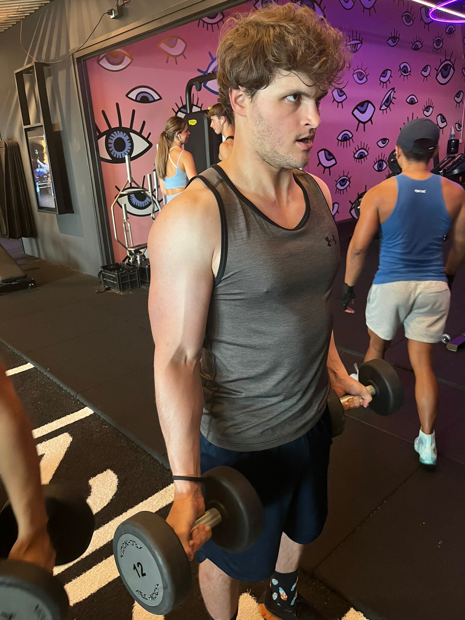 BSJ on Twitter "Blitz_DotA took my picture during workouts. I always