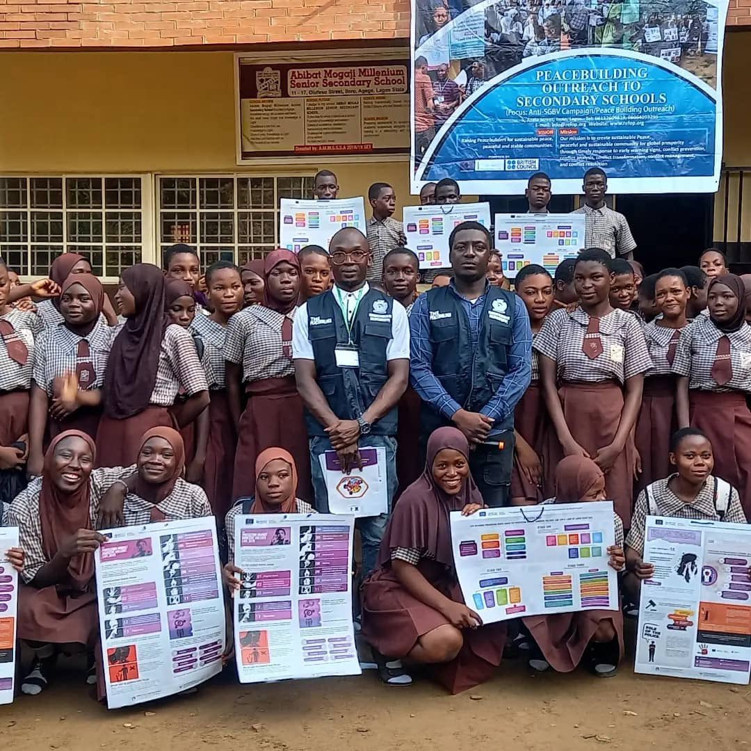 peacebuildersrf's tweet photo. DAY 7
ABIBAT MOGAJI MILENIUM SENIOR SECONDARY SCHOOL , ILORO AGEGE LAGOS.

 6 out of 10 children in Nigeria experience emotional, physical or sexual abuse before the age  of 18 with half experiencing physical violence- UNICEF

@    Renaissance Foundation For Peacebuilders, we are https://t.co/kqma1avl4R
