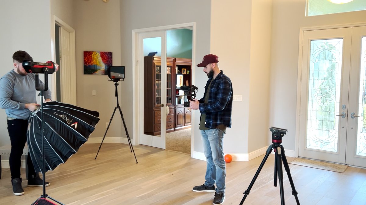 jordankilgour's tweet photo. We needed to generate $50,000 to $100,000 from zero in six weeks. 😨

It truly was the make or break moment.

Out of every single marketing angle I could think of, the only method to this plan of madness to stand a chance was to go with my gut.

Here's how we turned it around 👇 https://t.co/e54uIXWPTX