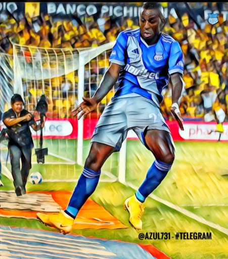 MarioAzul734's tweet photo. @jpch0444 @TermoEcu2021 Pendejo eso fue el mal contrato que hizo Neme (en ése tiempo), ya la camisa del 2024 ya está lista para el mes de diciembre, máximo primeros días de Enero, gilberto https://t.co/2XIh555OzM