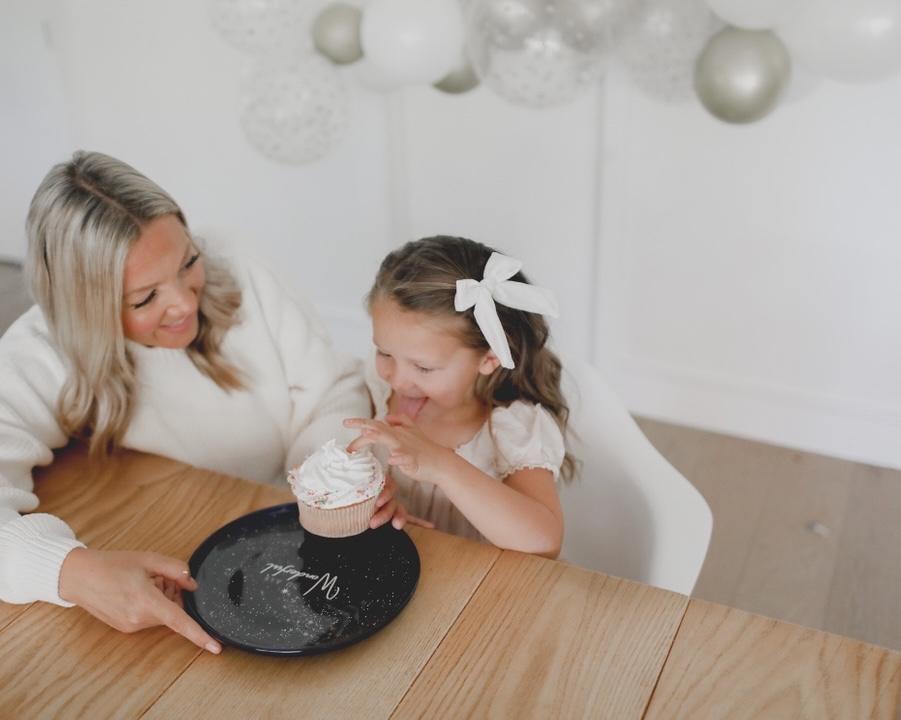 LucyDarlingShop's tweet photo. Back to school is around the corner. The first day of school is the perfect day to encourage your growing learner with a special breakfast on the Celebration Plate. #backtoschool #celebrateeveryday https://t.co/2pfV5IdJrK