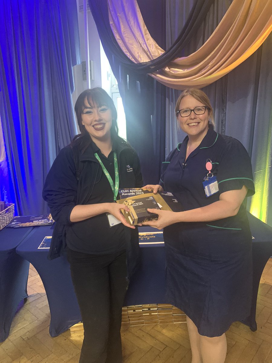 Transfer tweet media