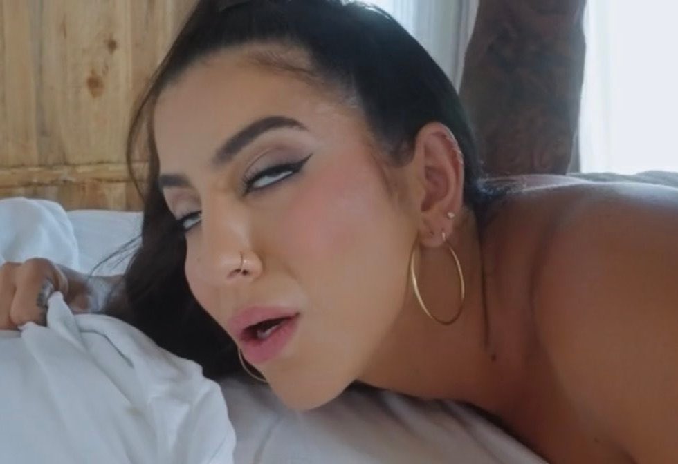 SeannHamiltonn's tweet image. When you walk into the pub and you see they do Asahi on draft.