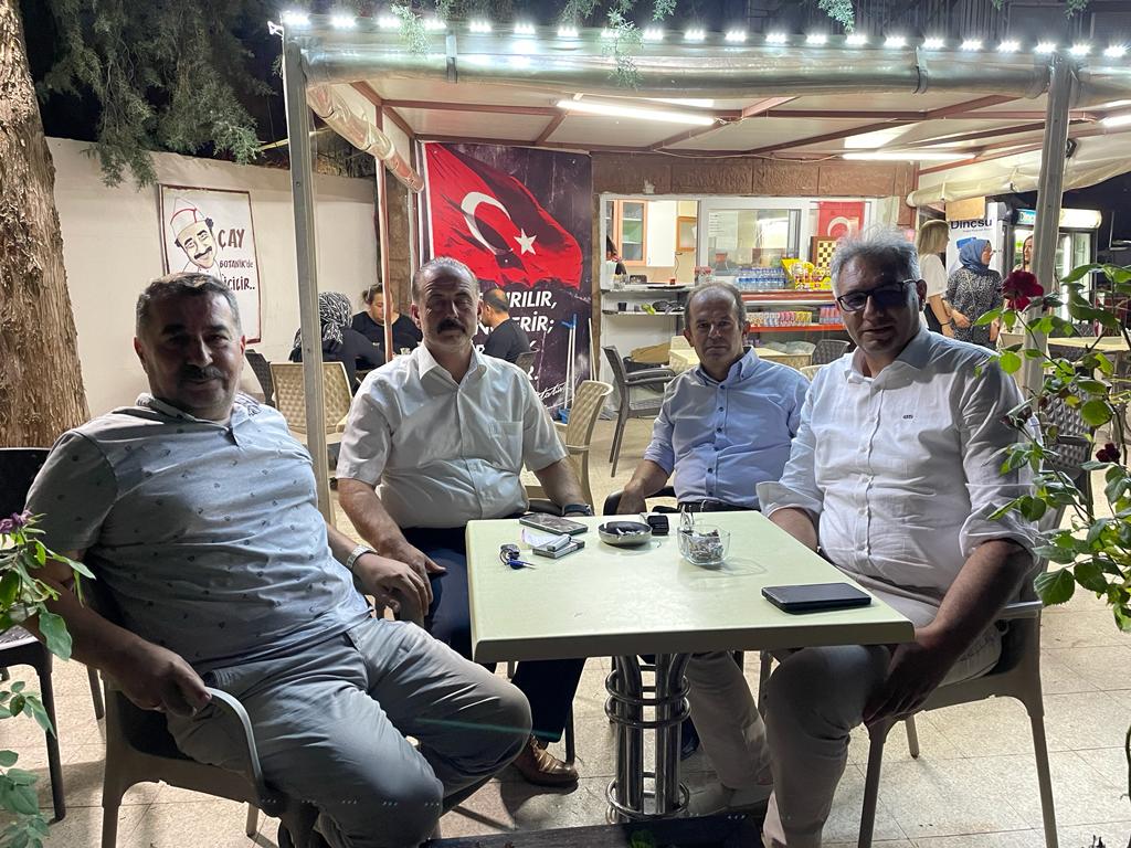 Tayfur URGENÇ (@tayfurgenc) on Twitter photo Ankara ziyaretlerimiz esnasında uzun yıllar Türk Eğitim Sen'de bizlere mihmandarlık yapan <a href="/mysdgn/">M. Yaşar ŞAHİNDOĞAN</a> başkanımızla ülküye dair sohbetimizde ülke gündemini değerlendirdik. Var olsun Teşkilat. Ankara ziyaretlerimiz esnasında uzun yıllar Türk Eğitim Sen'de bizlere mihmandarlık yapan <a href="/mysdgn/">M. Yaşar ŞAHİNDOĞAN</a> başkanımızla ülküye dair sohbetimizde ülke gündemini değerlendirdik. Var olsun Teşkilat.