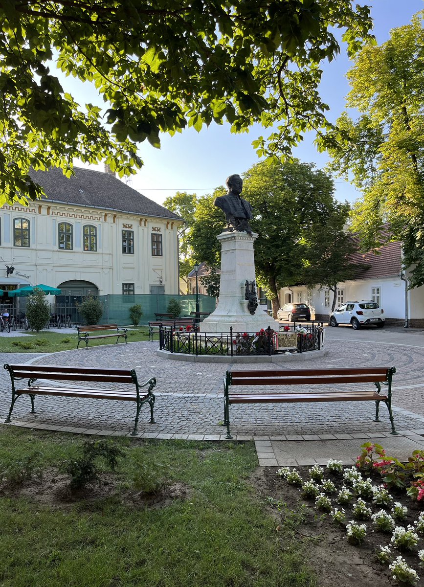 Judit_Nemet's tweet photo. @LethalWC_USA @ClayneCrawford I'm on vacation with my family on Gyula, in Hungary. 🙂 #ClayneDay https://t.co/bQKPb9ORpw