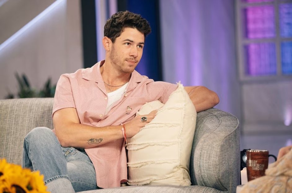 RT @jbrosnews: Nick Jonas will be on “The Kelly Clarkson Show” this Monday! https://t.co/CJyfDZnu9J