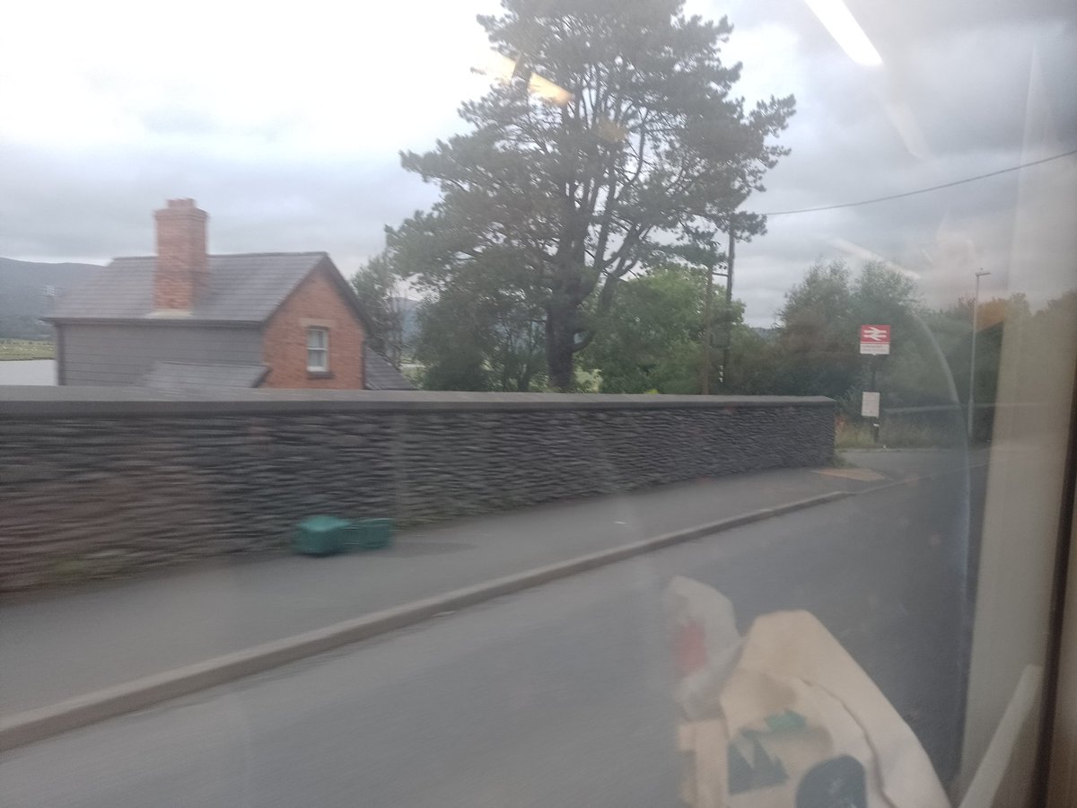 Convinceables Adventures tweet media