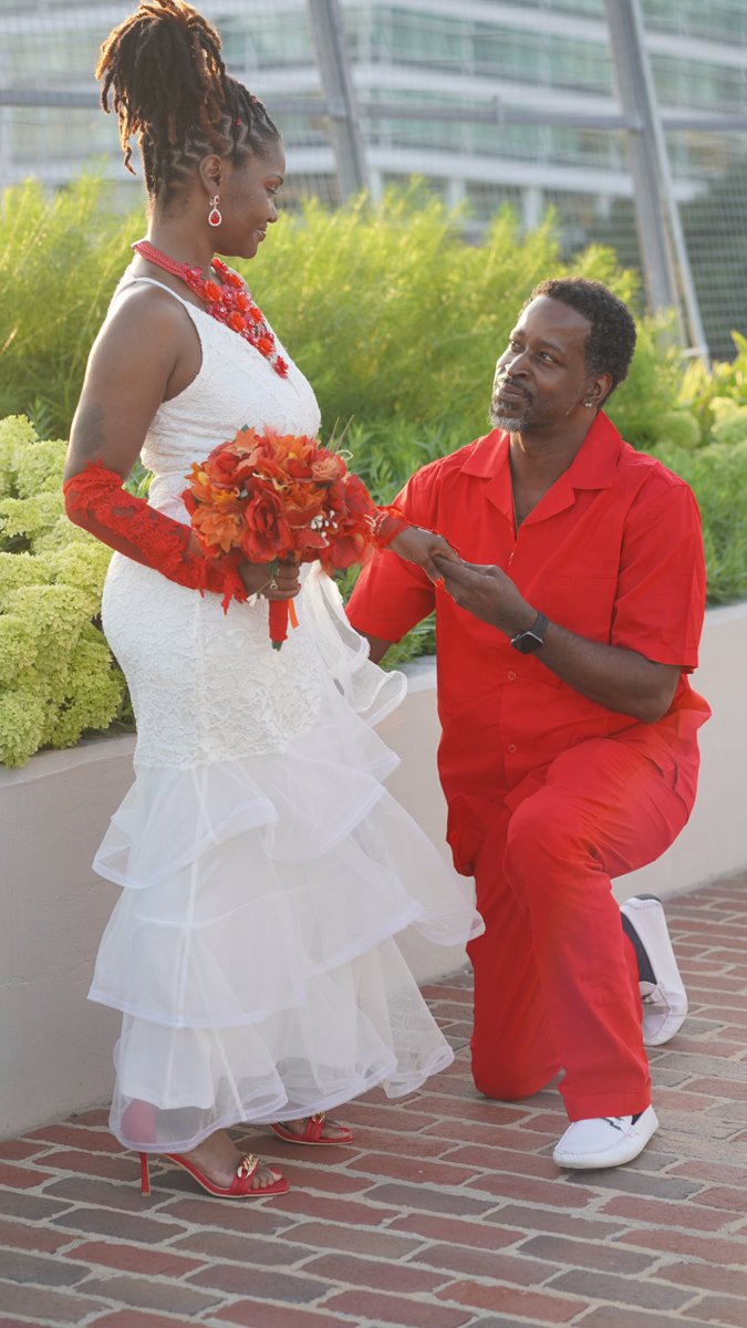 TopCarterEnt's tweet image. Cheers to 10 years to Trylise &amp;amp; Rodrick, such a beautiful shoot, and I want to thank them for the opportunity. They definitely showed up and showed out for this one. Congratulations…💪🏽
#photography #anniversary #sonya7iii #winstonsalem #downtown