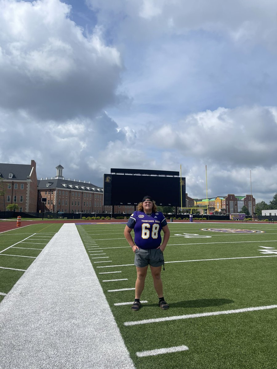 i had an amazing visit <a href="/tennesseetech/">Tennessee Tech</a> today. that to <a href="/CoachBRobbins/">Brad Robbins</a> and <a href="/CoachJohnson57/">Dave Johnson</a> for having me today. can’t wait to be back on campus!!!!!
<a href="/athletics_wave/">Steve Matthews</a> <a href="/Krony5563/">Bob Kronenberg</a> <a href="/KCIrishFootball/">Knoxville Catholic Football</a>