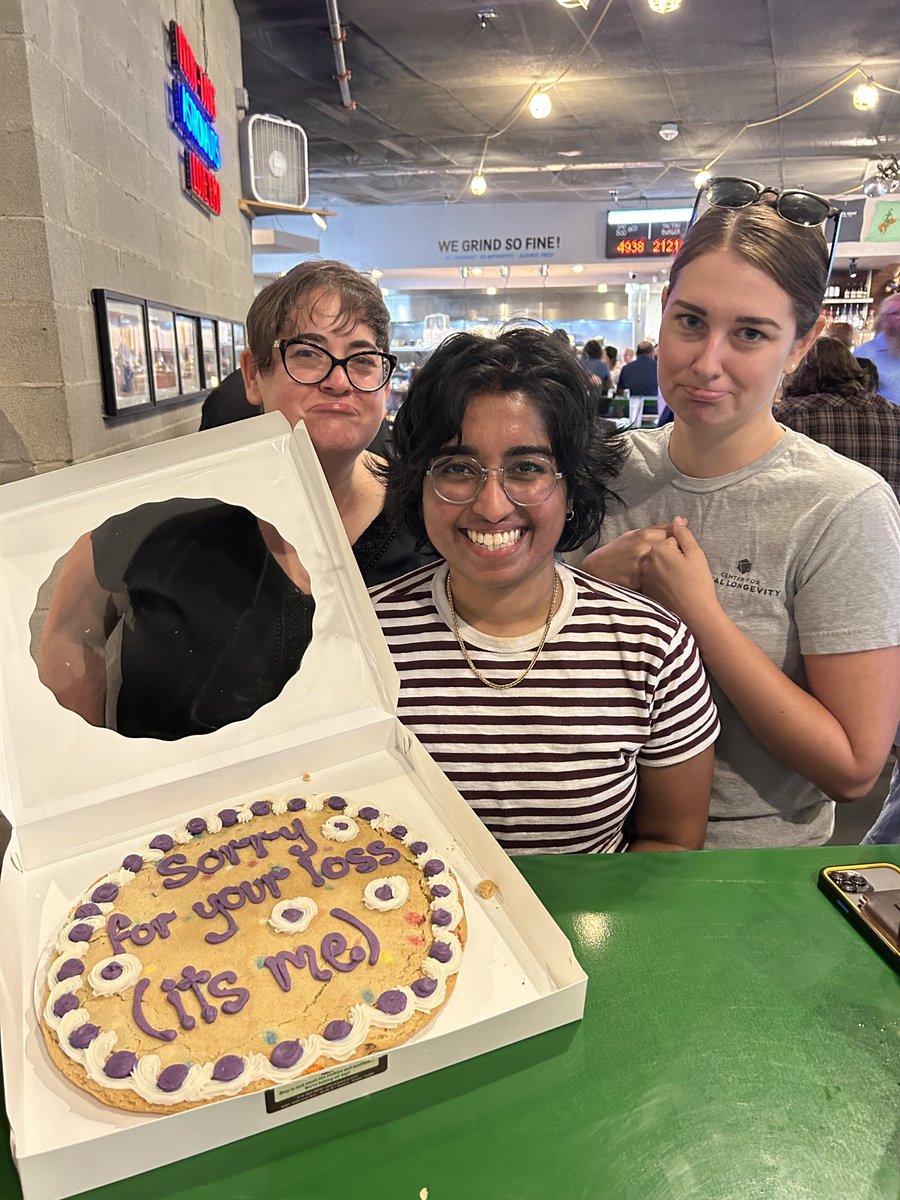 KendraSeaman's tweet photo. It’s the end of an era! Today was ⁦⁦@PillaiSharada⁩ ‘s last day in the Aging Well Lab. It is indeed a terrible loss 🥹 We’ll miss you! https://t.co/Vk7n4LA86N