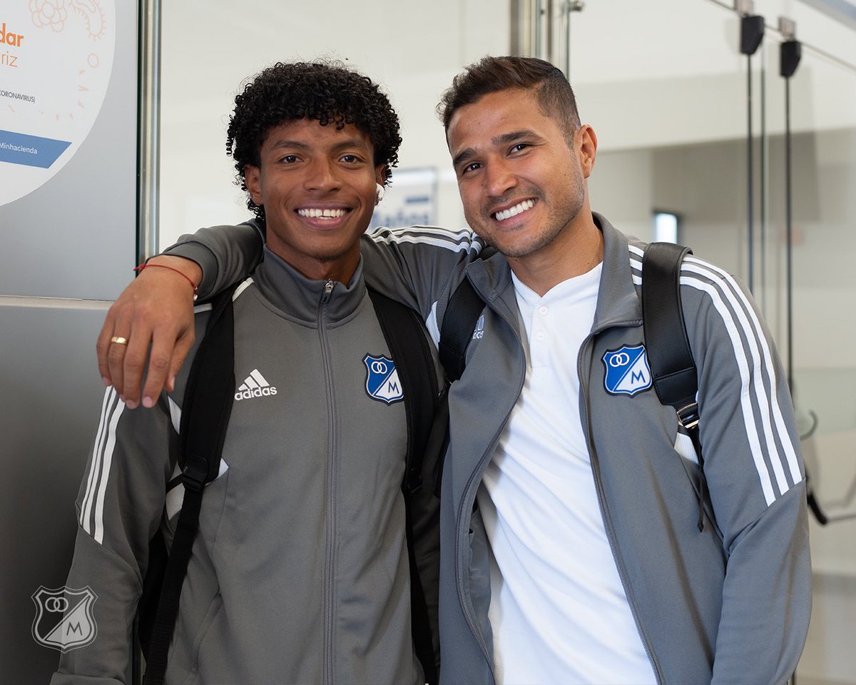 Tu cara cuando sabes que la Barbería #SML vuelve a abrir pero esta vez en Pasto. 💈💇🏽‍♂️Ⓜ️⚽️

#UnSoloCorazón💙 

<a href="/larry_vasquez05/">Larry vasquez</a>