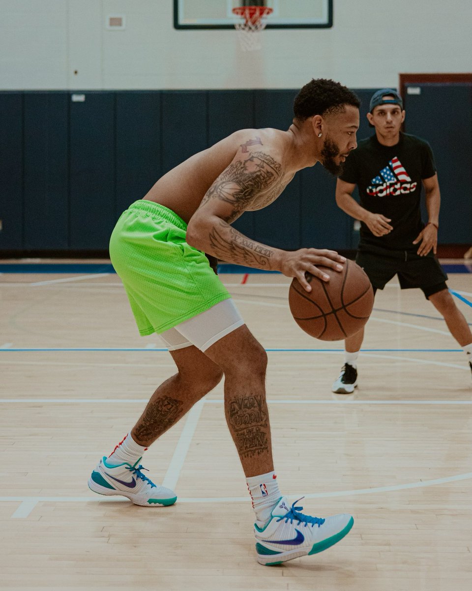 ๐พ๐๐๐ฌ๐ฎ (@executeelite_) on Twitter photo Work hard in silence, let your success be the noise <a href="/carlikjones/">Carlik Jones</a> ๐๐ #GodPlan #Texas Work hard in silence, let your success be the noise <a href="/carlikjones/">Carlik Jones</a> ๐๐ #GodPlan #Texas