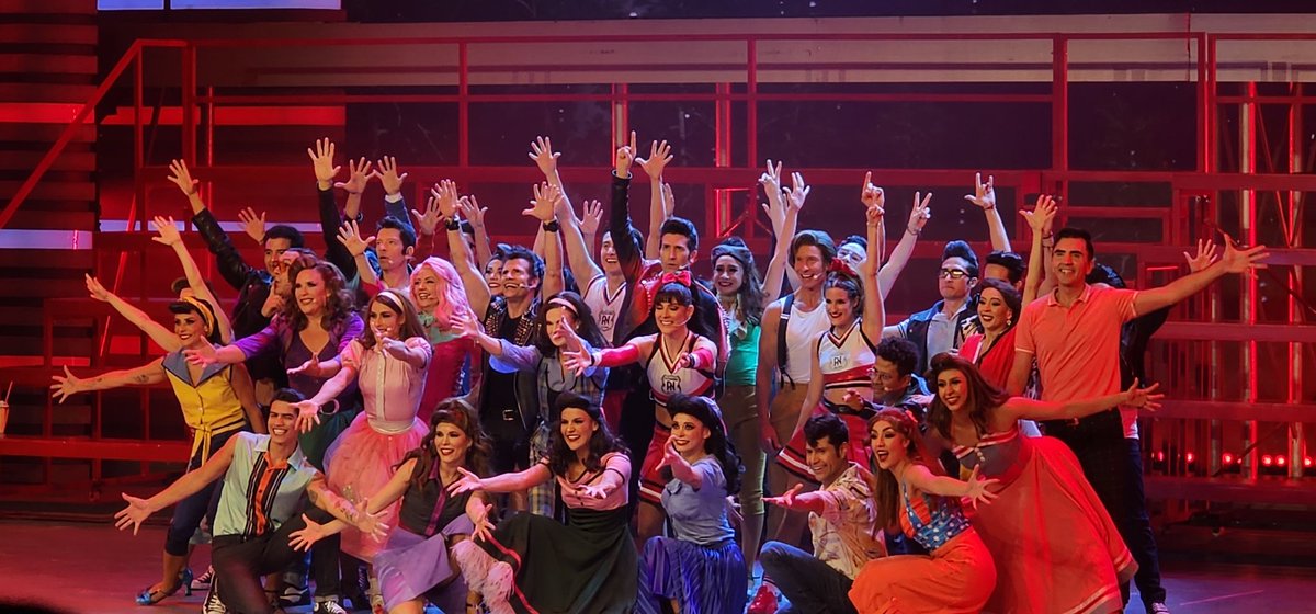 OscarIsraelGGtz's tweet photo. Simplemente espectacular @Vaselina_Mexico la música, efectos, el ensamble y nuestros consentidos @alixbauer @marianagarza70 @erikrubin @bennyibarra @DiegoSchoening están maravillosos.
Muchas que sea una gran temporada @alex_gou
@verojaspeado @angelicavale @AndreaLegarreta CCT1 https://t.co/l2EiGz5gc8
