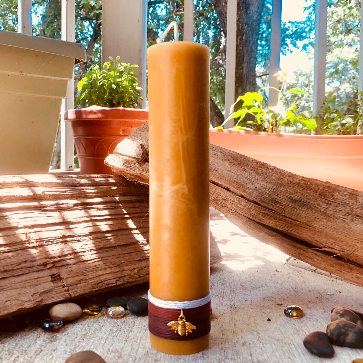 beEsomcandles's tweet photo. Beeswax Candle-organic beeswax pillar candle-w/natural hemp cord &amp; a honey bee or heart charm-pure beeswax candle-3" up to 8" candle-organic #BeeCharm #BeesWaxCandles 
$21.99
➤ https://t.co/nuIu1BiGqm https://t.co/dd4rb6O2IU