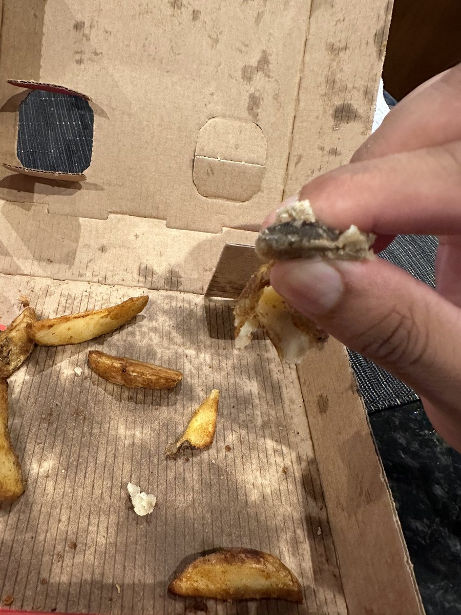 HSL_94's tweet photo. @pizzahutuk My Order came with black raw potato wedges which my daughter had almost choked on. Called your Ilford branch regarding this health hazard, the branch manager, Almas, was extremely rude, claiming that we ‘cant complain after 30 mins of delivery’. This is disgusting. https://t.co/AqkPjfcsvJ