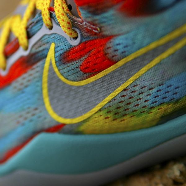 Sneaker News tweet media