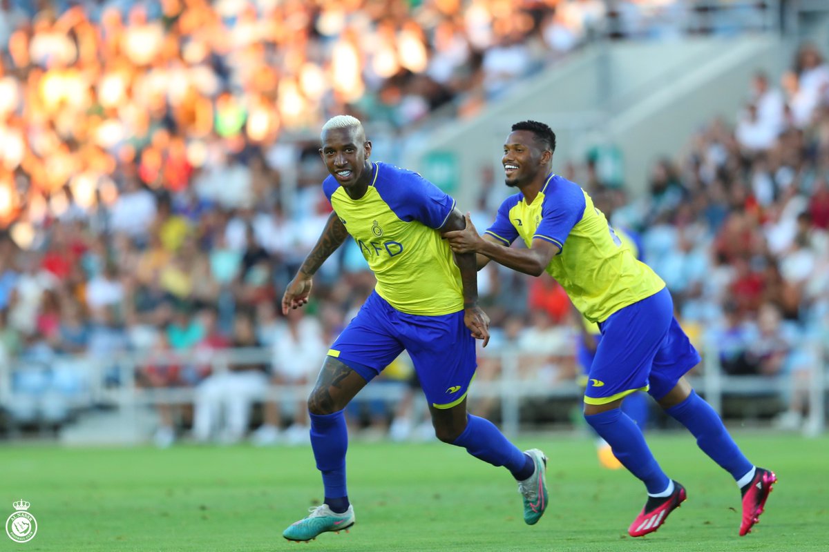 AlNassrFC's tweet photo. ⏱️ | 30’
#النصر 2
فارينس 1

اندرسـون تاليسكا ⚽⚽
#النصر_فارينس البرتغالي
#النصر_في_البرتغال 💛 https://t.co/oSfD3F5Pig