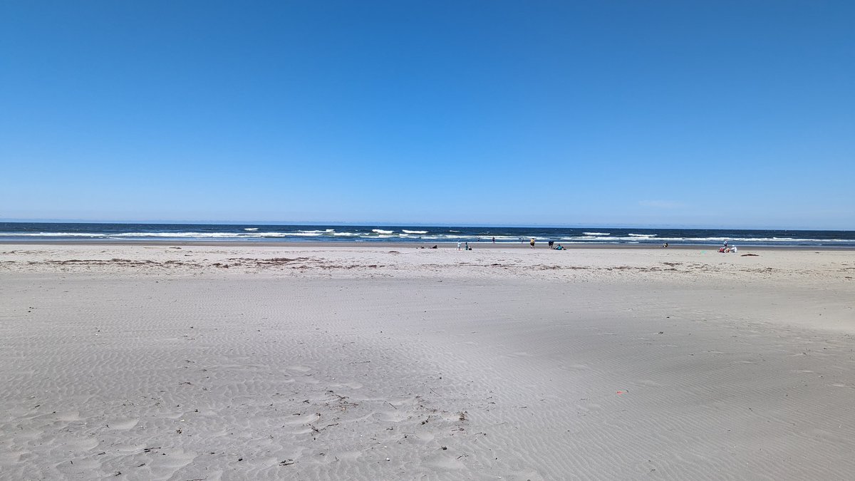 estedelga's tweet photo. Beach Day! https://t.co/amW0sq8Ow8
