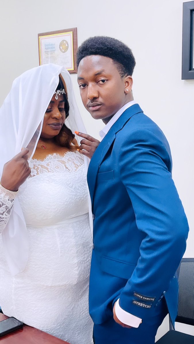 kai_turay's tweet photo. Mr and Mrs Turay❤️🙌🏾

#SaloneTwitter https://t.co/vCSWB8FVb1